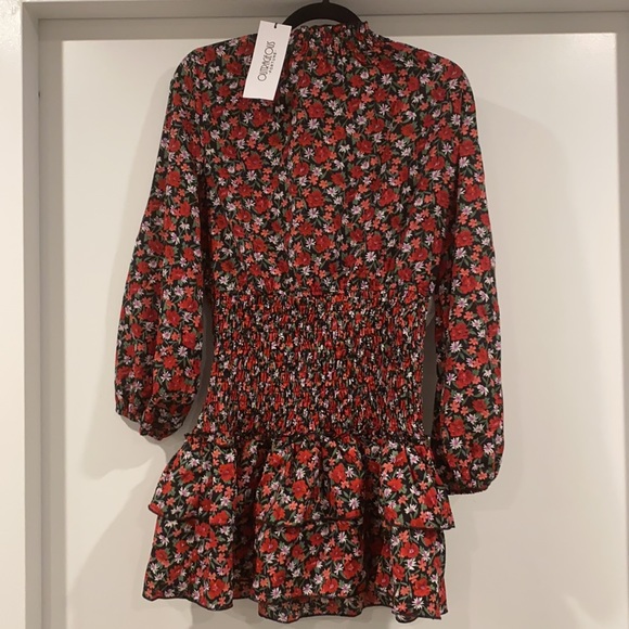 Petite high neck shirred mini smock dress in ditsy print - Picture 4 of 5